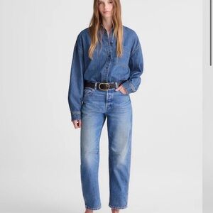 The Darted Barrel-Leg Jean in Retro Bright Wash